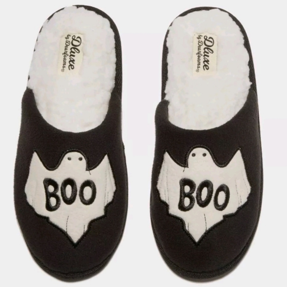 NWT Dluxe by Dearfoams Black Fuzzy Halloween "Boo" Slippers Women's Lounge New